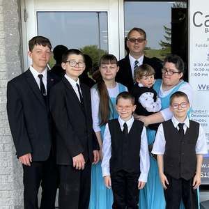 Meet your Posher, Daniel n lydia